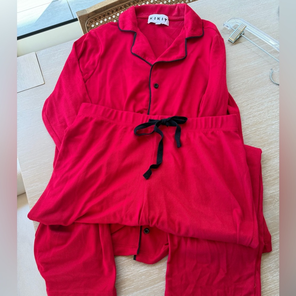Kikit Classic Button Up Long Sleeve Pajama Top and Pants Set Red Medium